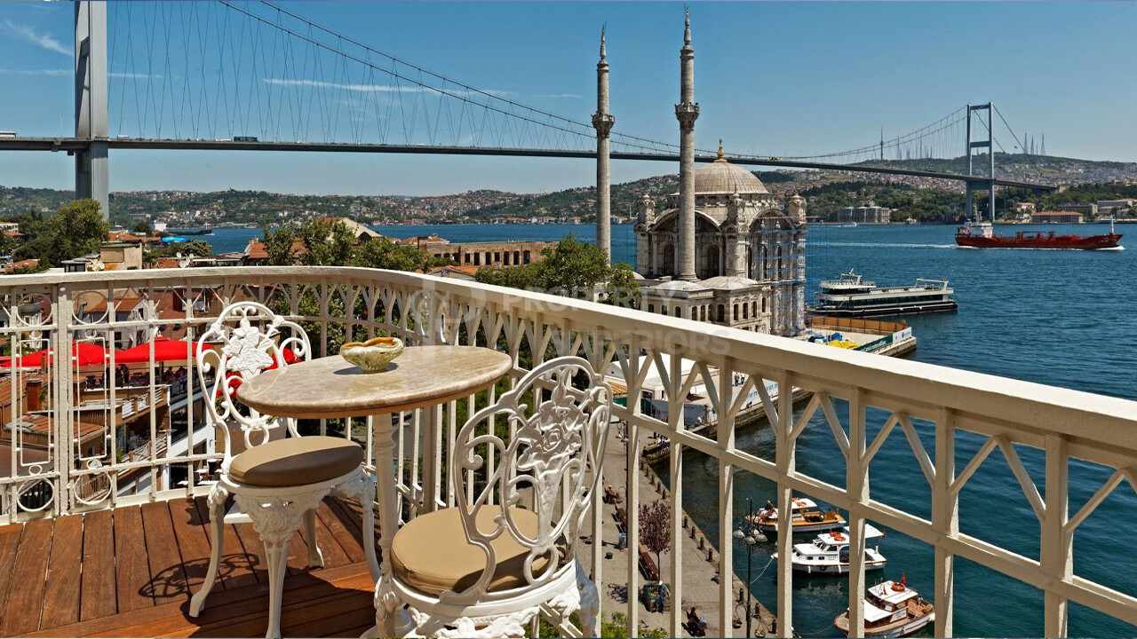Istanbul House By The Bosphorus For Sale