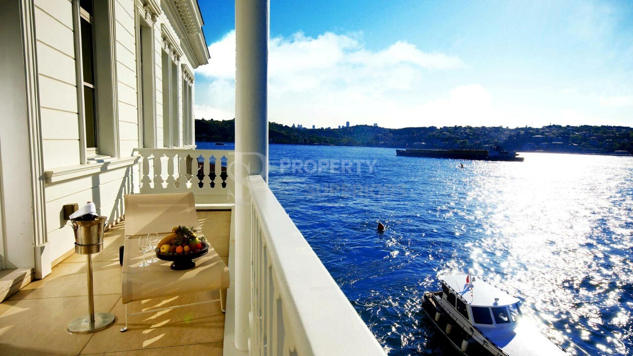 Istanbul Luxury Villa for Sale