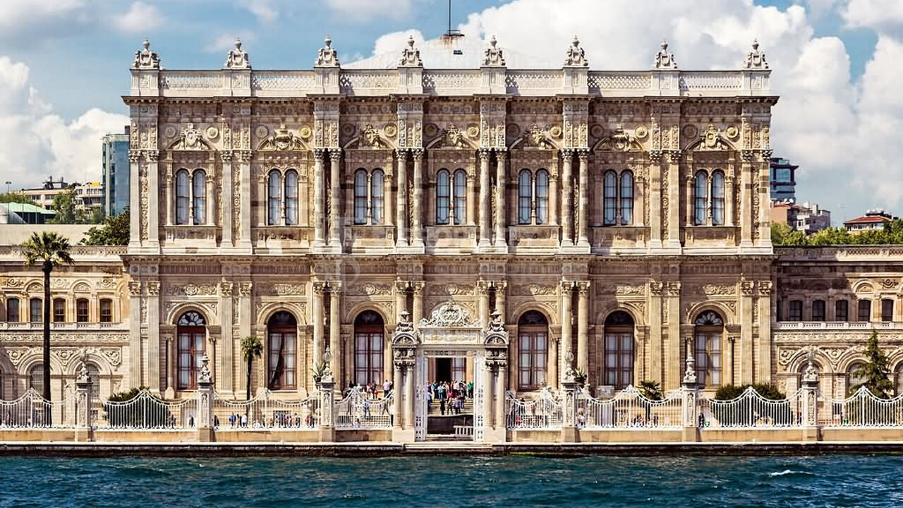 Istanbul Palaces1