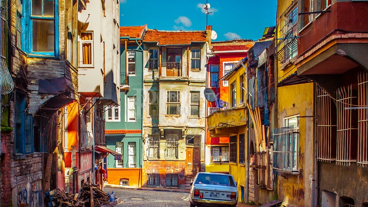 Old Historical Houses of Istanbul1